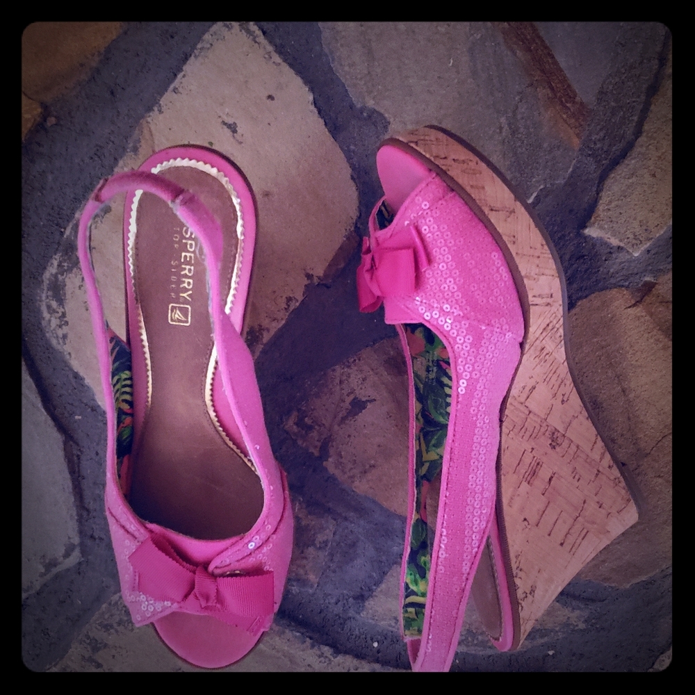 Sperry pink sparkly open toe wedges with bow